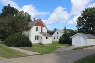 406 Minnesota Ave E in Glenwood, MN - Building Photo - Building Photo