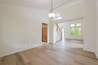 10376 Dunsford Dr in Lone Tree, CO - Building Photo - Building Photo