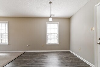 8055 Port Douglas Cove in Memphis, TN - Building Photo - Building Photo