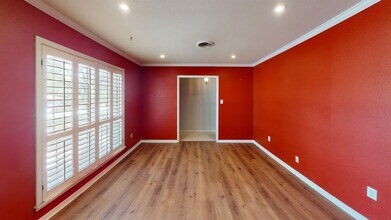 2309 Oxford St in Bryan, TX - Building Photo - Building Photo