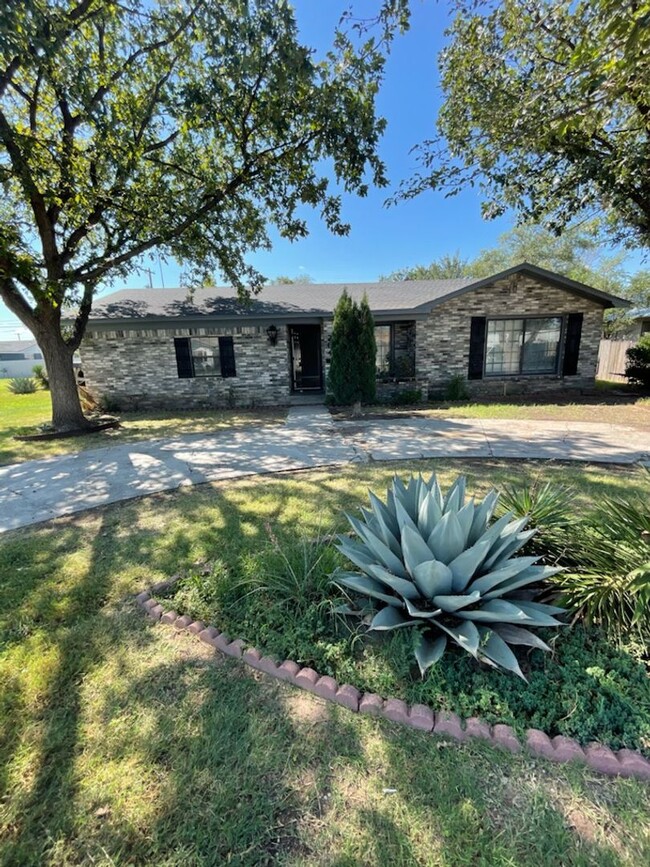 property at 204 SE 6th