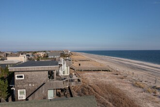 400 Ocean View Walk in Ocean Beach, NY - Building Photo - Building Photo