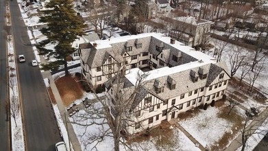 130 Bradley Ave in Meriden, CT - Building Photo - Primary Photo