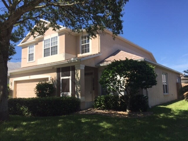 1615 Wakefield Dr in Brandon, FL - Building Photo
