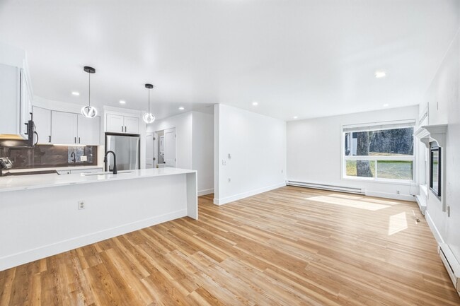 34999 US-6 in Edwards, CO - Building Photo - Building Photo