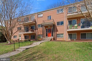 10620 Weymouth St, Unit 1 in Bethesda, MD - Building Photo