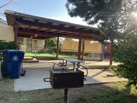 3622 Rodeo Ln in Santa Fe, NM - Building Photo