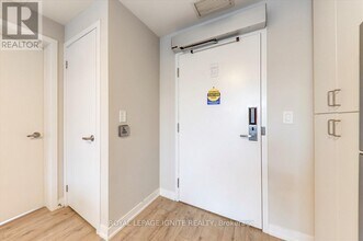 1800 Simcoe St N in Oshawa, ON - Building Photo - Building Photo