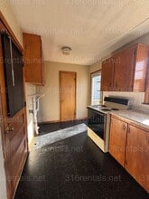 314 Dellway St in El Dorado, KS - Building Photo - Building Photo