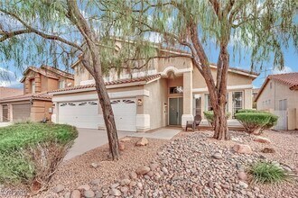 1572 Bozeman Dr in Henderson, NV - Building Photo - Building Photo