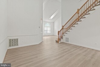 338 Colony Point Pl in Edgewater, MD - Building Photo - Building Photo