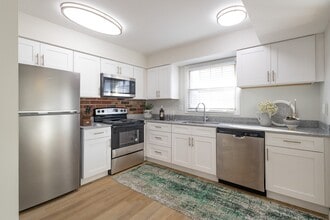 Monon Living in Indianapolis, IN - Building Photo - Building Photo