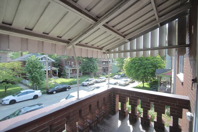 415 Franklin Ave, Unit 2 in Pittsburgh, PA - Building Photo - Building Photo