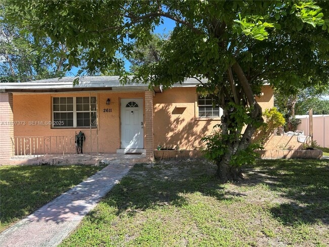 property at 2611 SW 62nd Ave