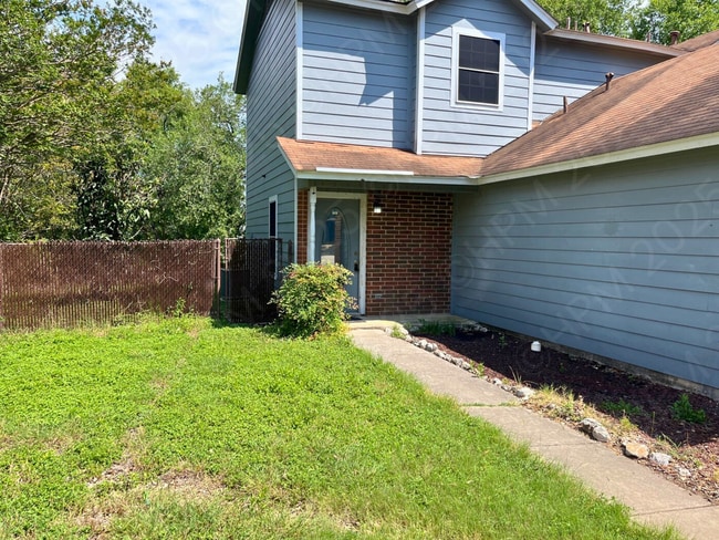 14408 Woods Hole Dr in San Antonio, TX - Building Photo - Building Photo