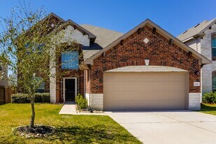 8343 Broadleaf Ave in Baytown, TX - Building Photo