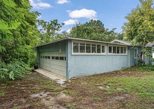 1004 W Lake Martha Dr NE in Winter Haven, FL - Building Photo - Building Photo