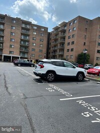 501 N Providence Rd photo'