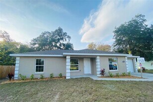 1836 NW 21st Ct in Ocala, FL - Building Photo