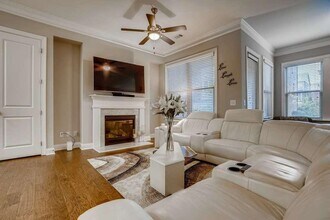 2359 Montford Pl in Smyrna, GA - Foto de edificio - Building Photo