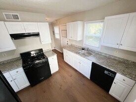 9512-9514 Charlotte St in Kansas City, MO - Building Photo