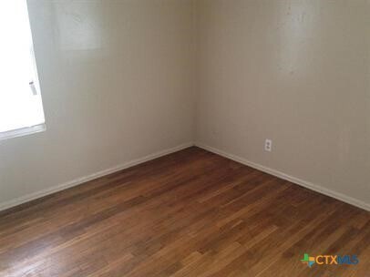 1021 Haynes St in San Marcos, TX - Building Photo