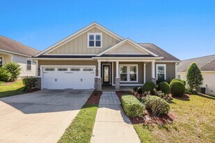 2561 Lantana Ln in Tallahassee, FL - Building Photo