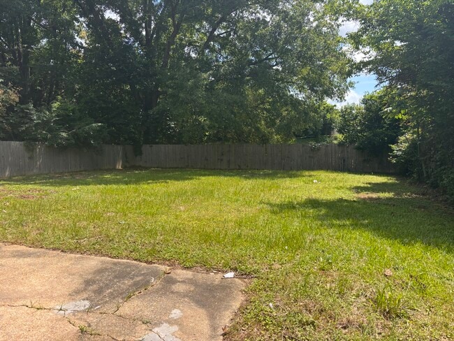 620 Glade Park Dr in Montgomery, AL - Building Photo - Building Photo