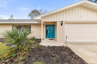 2 Beverly Pl in Palm Coast, FL - Building Photo - Building Photo