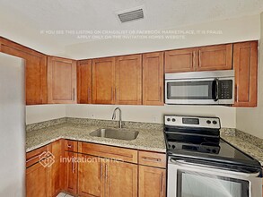 4888 Prince Dr in Lake Worth Beach, FL - Building Photo - Building Photo