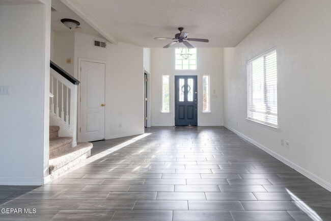 7037 Luz De Espejo Dr in El Paso, TX - Building Photo - Building Photo