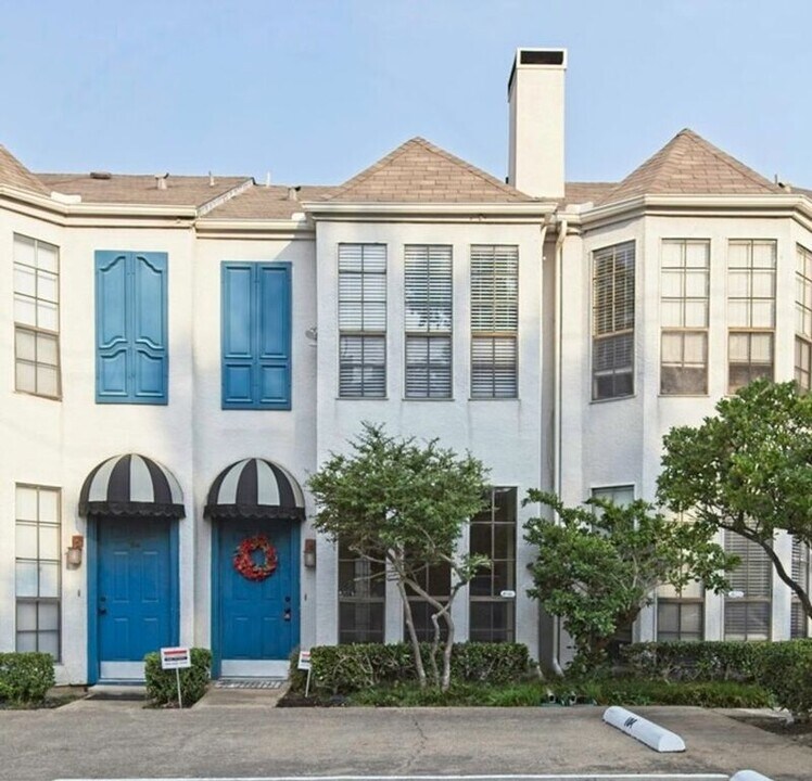 5000 Cedar Spgs in Dallas, TX - Building Photo