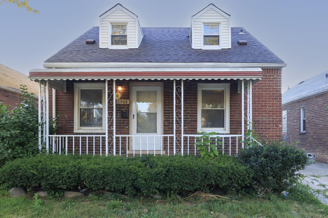 6506 Memorial Ave in Detroit, MI - Building Photo