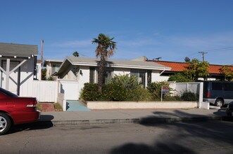 134 Broadway in Costa Mesa, CA - Building Photo - Building Photo