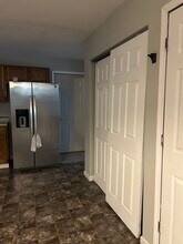 2324 Greenfield Dr in Belleville, IL - Building Photo - Building Photo