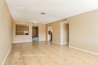 3910 W Loma Ln in Phoenix, AZ - Building Photo - Building Photo