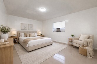 911 NW 57th St in Miami, FL - Building Photo - Building Photo