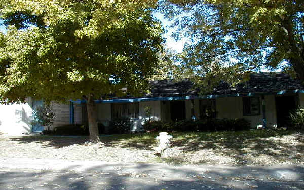 5431 Olympic Way in Sacramento, CA - Building Photo