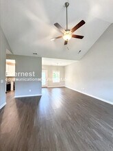 1016 Echo Rdg Rd in Columbia, TN - Foto de edificio - Building Photo