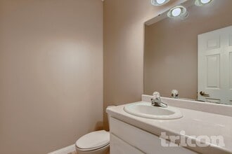 2207 Raspberry Ct in Buffalo, MN - Foto de edificio - Building Photo