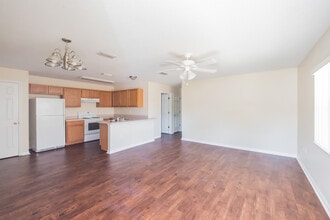 511 Paulling Dr in Leesburg, FL - Building Photo - Building Photo