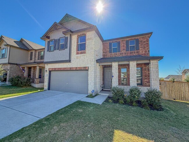 121 Outlaw Dr in Jarrell, TX - Building Photo - Building Photo