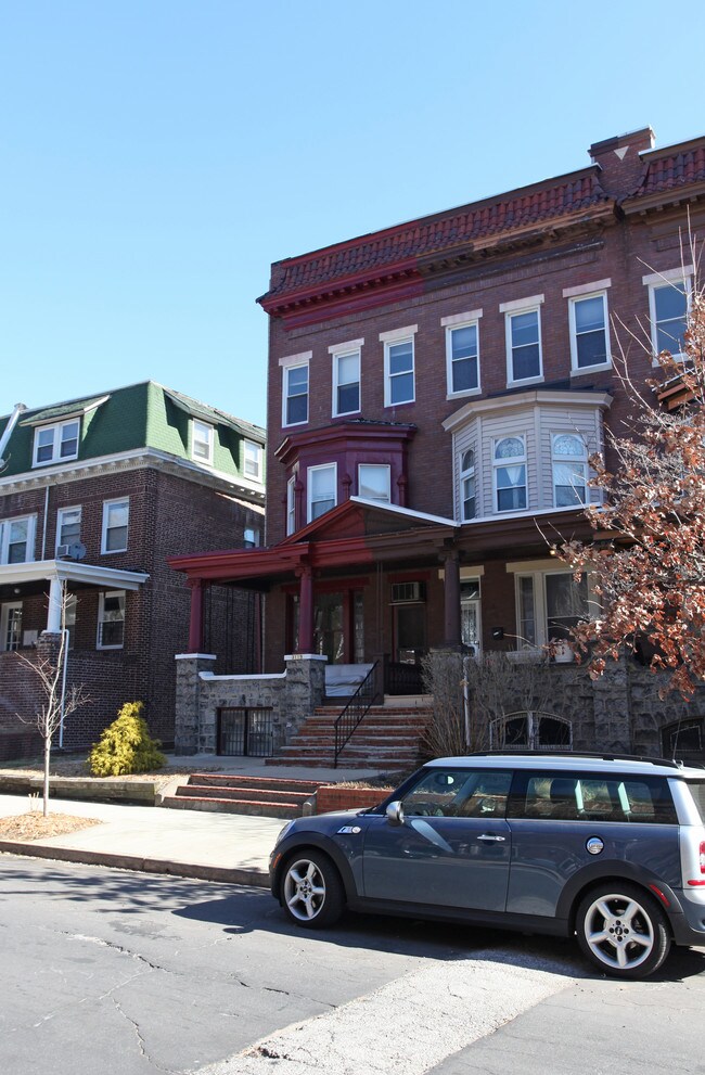 3119 Guilford Ave in Baltimore, MD - Foto de edificio - Building Photo