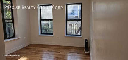 104 Terrace View Ave in New York, NY - Building Photo - Building Photo