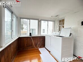 40 Lane Park, Unit 2 in Boston, MA - Foto de edificio - Building Photo