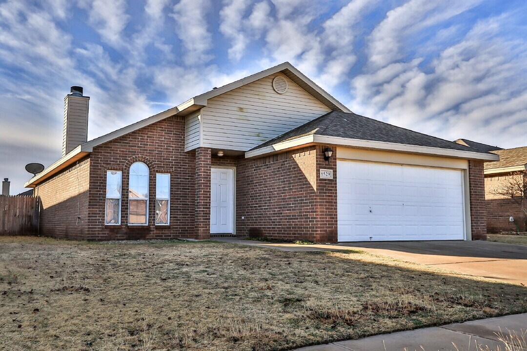6529 86th St in Lubbock, TX - Building Photo