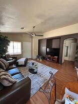 20250 N 32nd Pl in Phoenix, AZ - Building Photo