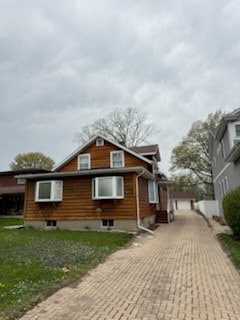 property at 4614 S Gilbert Ave