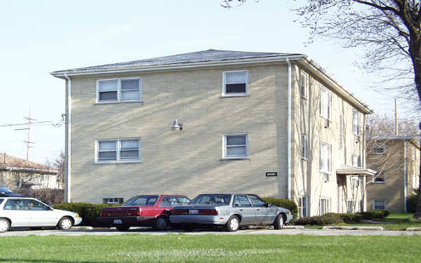 1012 E Division St in Lombard, IL - Foto de edificio