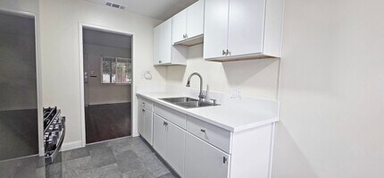 1021 Buckeye Dr in West Sacramento, CA - Building Photo - Building Photo